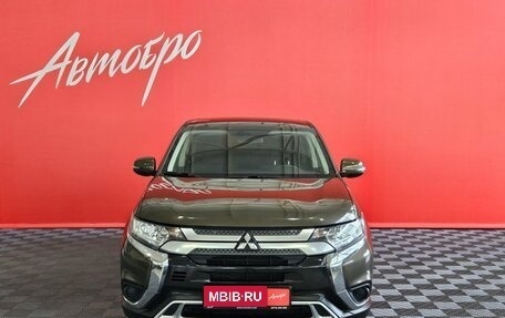 Mitsubishi Outlander III рестайлинг 3, 2019 год, 1 980 000 рублей, 8 фотография