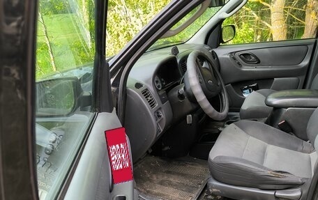 Ford Escape II, 2003 год, 400 000 рублей, 10 фотография