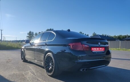 BMW 5 серия, 2016 год, 2 400 000 рублей, 3 фотография