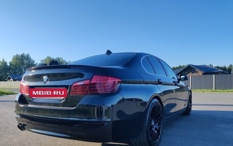 BMW 5 серия, 2016 год, 2 400 000 рублей, 4 фотография