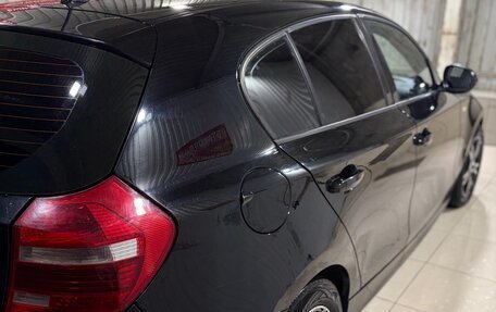 BMW 1 серия, 2010 год, 900 000 рублей, 2 фотография