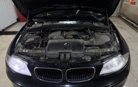 BMW 1 серия, 2010 год, 900 000 рублей, 9 фотография