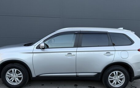 Mitsubishi Outlander III рестайлинг 3, 2019 год, 2 030 000 рублей, 9 фотография