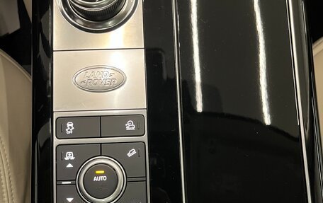 Land Rover Range Rover IV рестайлинг, 2021 год, 11 550 000 рублей, 38 фотография