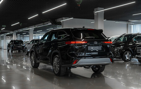 Toyota Highlander, 2026 год, 5 300 000 рублей, 5 фотография