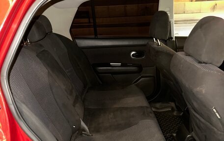 Nissan Tiida, 2010 год, 710 000 рублей, 23 фотография