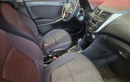 Hyundai Solaris II рестайлинг, 2016 год, 1 145 000 рублей, 10 фотография