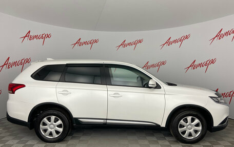 Mitsubishi Outlander III рестайлинг 3, 2019 год, 1 820 000 рублей, 6 фотография