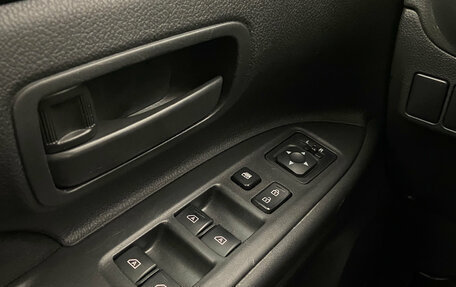 Mitsubishi Outlander III рестайлинг 3, 2019 год, 1 820 000 рублей, 17 фотография