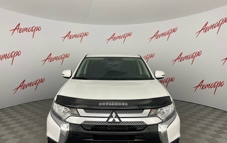 Mitsubishi Outlander III рестайлинг 3, 2019 год, 1 820 000 рублей, 8 фотография