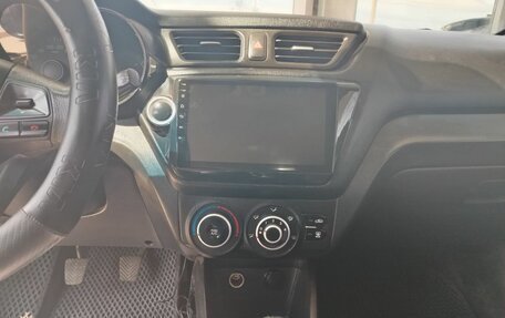 KIA Rio III рестайлинг, 2013 год, 759 000 рублей, 13 фотография