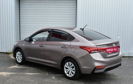 Hyundai Solaris II рестайлинг, 2018 год, 1 099 000 рублей, 2 фотография