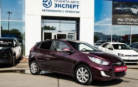 Hyundai Solaris II рестайлинг, 2012 год, 670 000 рублей, 5 фотография