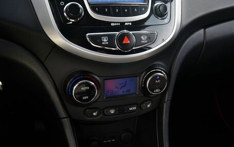 Hyundai Solaris II рестайлинг, 2012 год, 670 000 рублей, 15 фотография