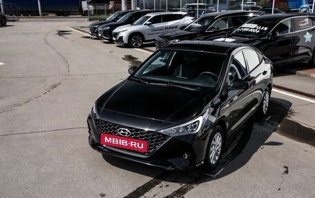 Hyundai Solaris II рестайлинг, 2020 год, 1 520 000 рублей, 3 фотография