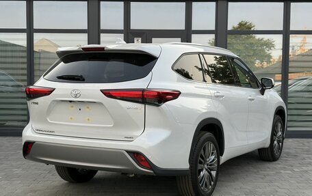 Toyota Highlander, 2026 год, 5 350 000 рублей, 4 фотография
