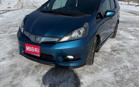 Honda Fit Shuttle I рестайлинг, 2011 год, 1 050 000 рублей, 1 фотография