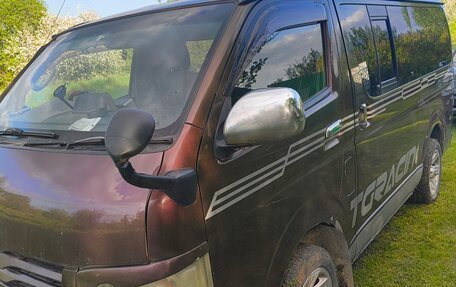 Toyota HiAce H200, 2004 год, 1 400 000 рублей, 1 фотография