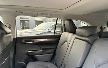 Toyota Highlander, 2026 год, 5 350 000 рублей, 22 фотография