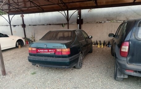 Volkswagen Vento, 1995 год, 125 000 рублей, 2 фотография