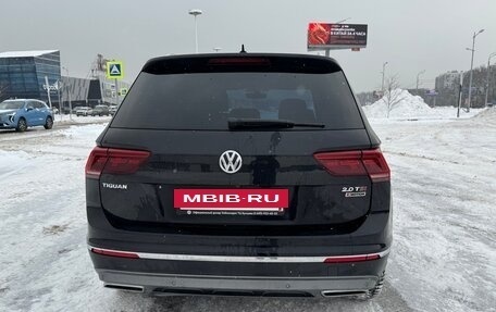 Volkswagen Tiguan II, 2017 год, 2 600 000 рублей, 10 фотография