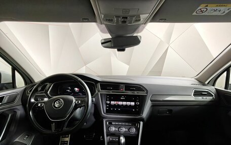 Volkswagen Tiguan II, 2020 год, 3 130 000 рублей, 17 фотография