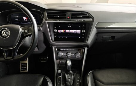 Volkswagen Tiguan II, 2020 год, 3 130 000 рублей, 18 фотография