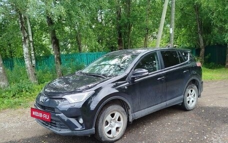 Toyota RAV4, 2018 год, 2 550 000 рублей, 8 фотография