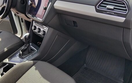 Volkswagen Tiguan II, 2020 год, 2 499 900 рублей, 12 фотография