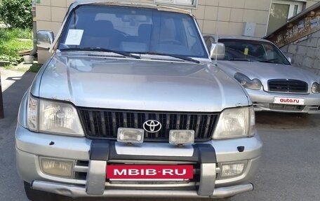Toyota Land Cruiser Prado 90 рестайлинг, 2000 год, 570 000 рублей, 2 фотография