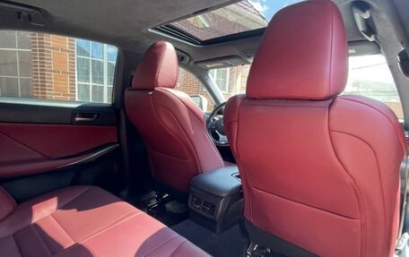 Lexus IS III, 2018 год, 3 580 000 рублей, 7 фотография