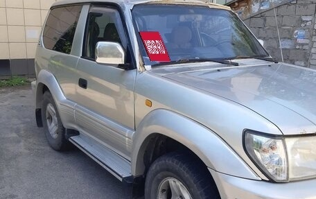 Toyota Land Cruiser Prado 90 рестайлинг, 2000 год, 570 000 рублей, 3 фотография