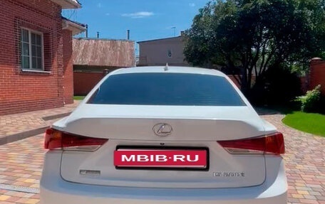 Lexus IS III, 2018 год, 3 580 000 рублей, 2 фотография