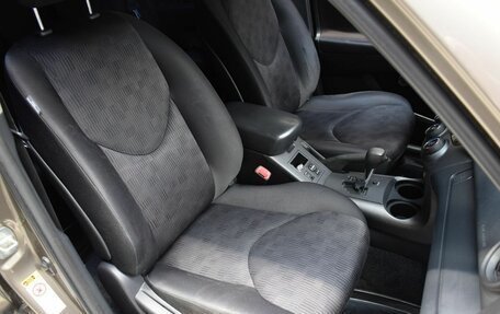 Toyota RAV4, 2010 год, 1 290 000 рублей, 18 фотография