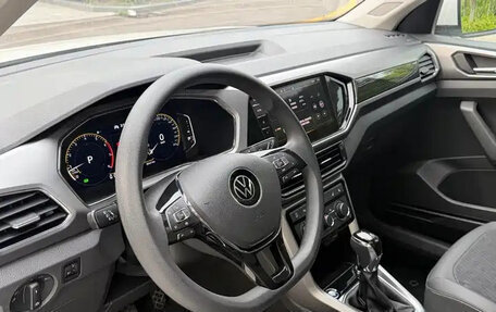 Volkswagen T-Cross I, 2022 год, 1 682 400 рублей, 4 фотография