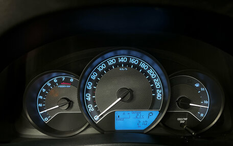 Toyota Auris II, 2013 год, 1 099 000 рублей, 8 фотография