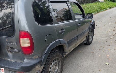 Chevrolet Niva I рестайлинг, 2004 год, 200 000 рублей, 5 фотография