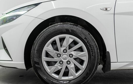 Hyundai Elantra, 2021 год, 2 015 000 рублей, 17 фотография