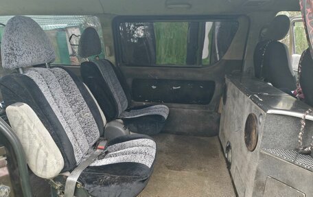Toyota HiAce H200, 2004 год, 1 400 000 рублей, 5 фотография