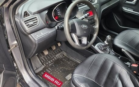 KIA Rio III рестайлинг, 2013 год, 800 000 рублей, 9 фотография