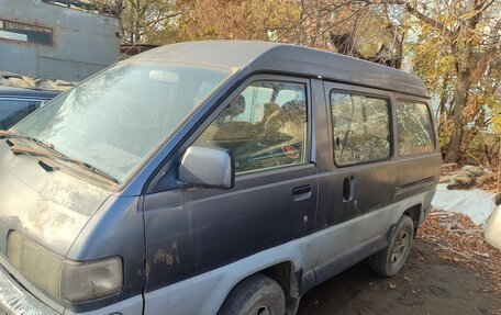 Toyota Lite Ace III, 1990 год, 200 000 рублей, 2 фотография