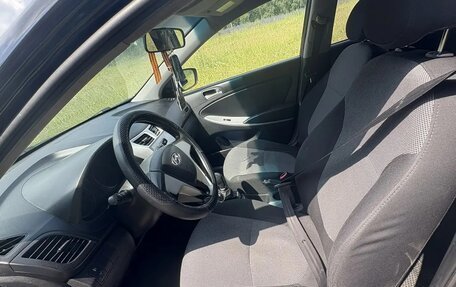 Hyundai Solaris II рестайлинг, 2012 год, 520 000 рублей, 6 фотография