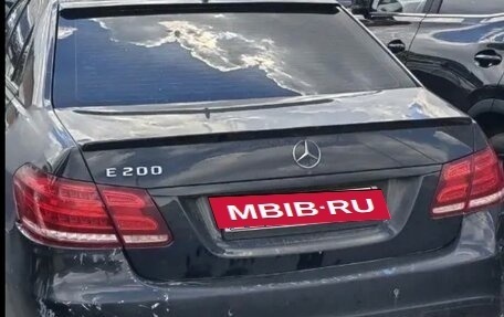 Mercedes-Benz E-Класс, 2014 год, 1 300 000 рублей, 4 фотография