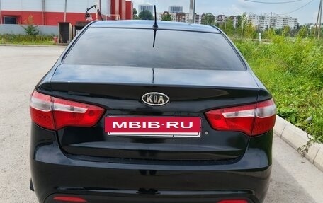 KIA Rio III рестайлинг, 2012 год, 650 000 рублей, 3 фотография