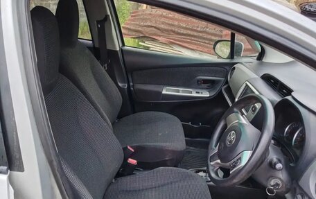 Toyota Vitz, 2015 год, 680 000 рублей, 8 фотография