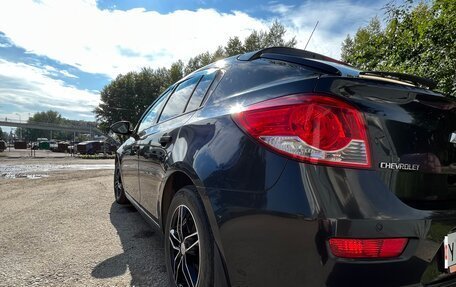 Chevrolet Cruze II, 2013 год, 690 000 рублей, 3 фотография