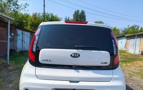 KIA Soul II рестайлинг, 2018 год, 1 680 000 рублей, 14 фотография