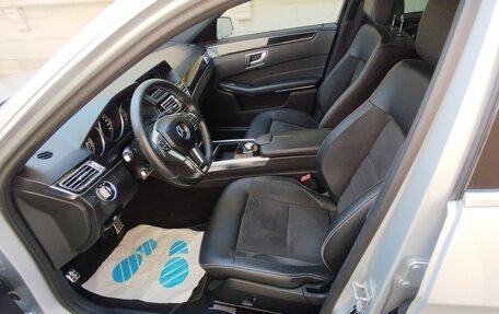 Mercedes-Benz E-Класс, 2015 год, 2 000 000 рублей, 15 фотография