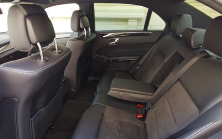 Mercedes-Benz E-Класс, 2015 год, 2 000 000 рублей, 18 фотография