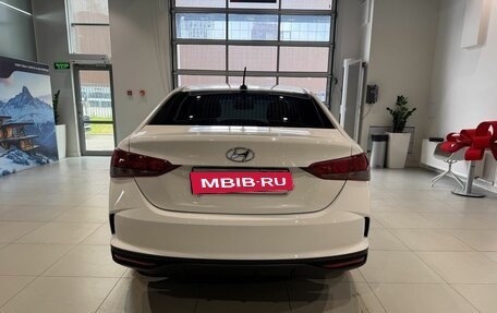 Hyundai Solaris II рестайлинг, 2021 год, 1 360 000 рублей, 5 фотография